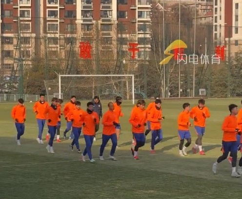  魯媒：泰山隊亞冠賽前訓練五外援集結(jié)，劉彬彬、李源一、鄭錚缺席