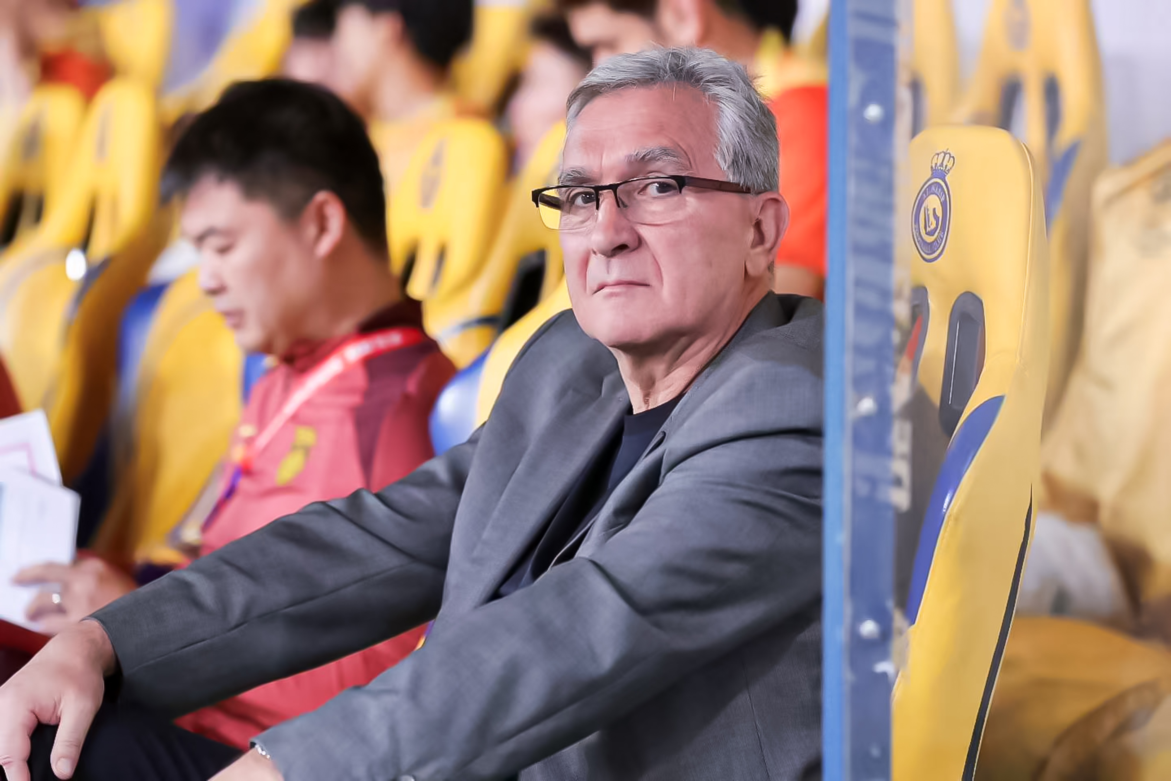  媒體人：長期集訓伊萬練了什么？進攻戰(zhàn)術(shù)只有高準翼大腳找張玉寧